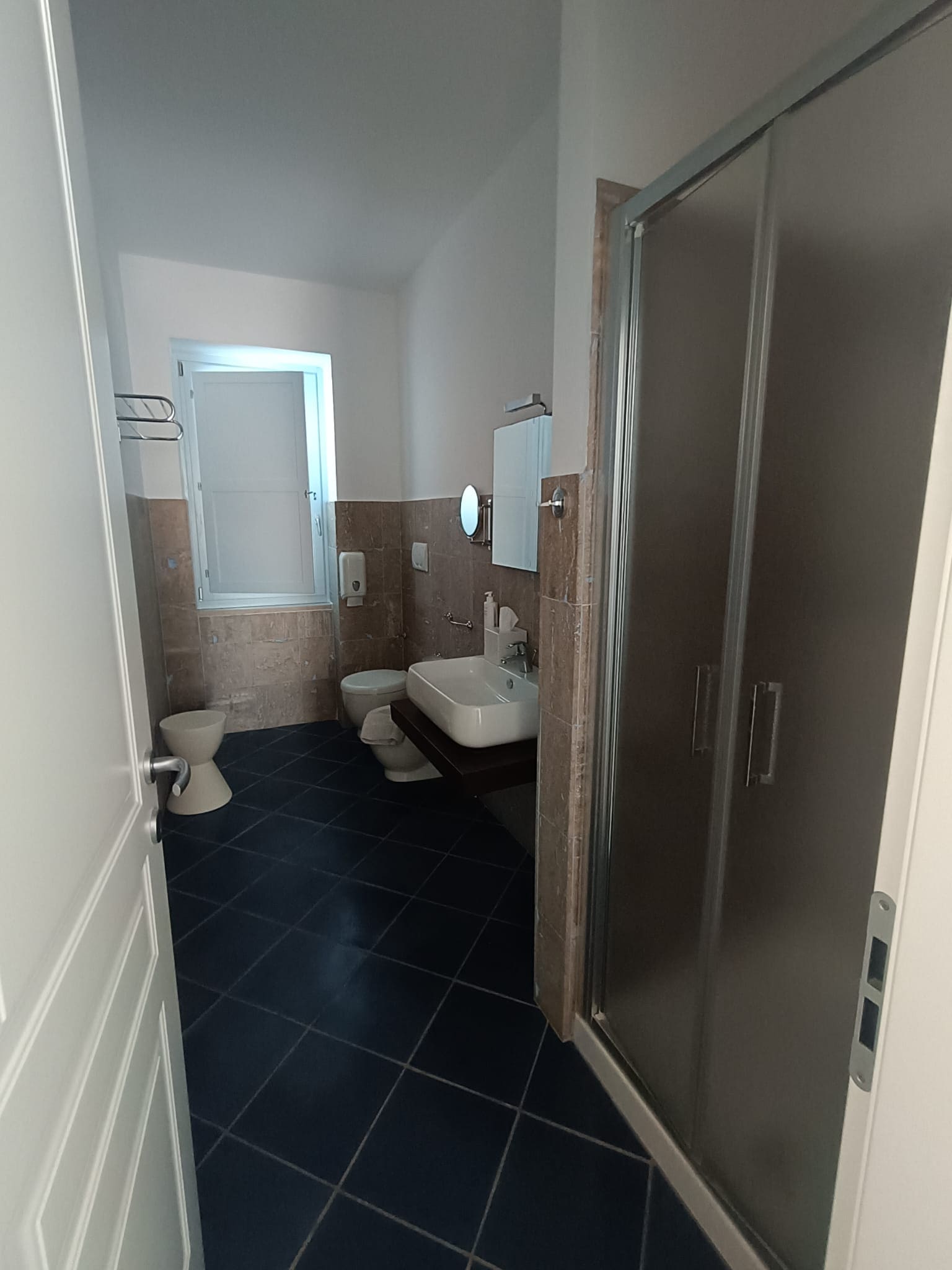 camera 502 bagno 1