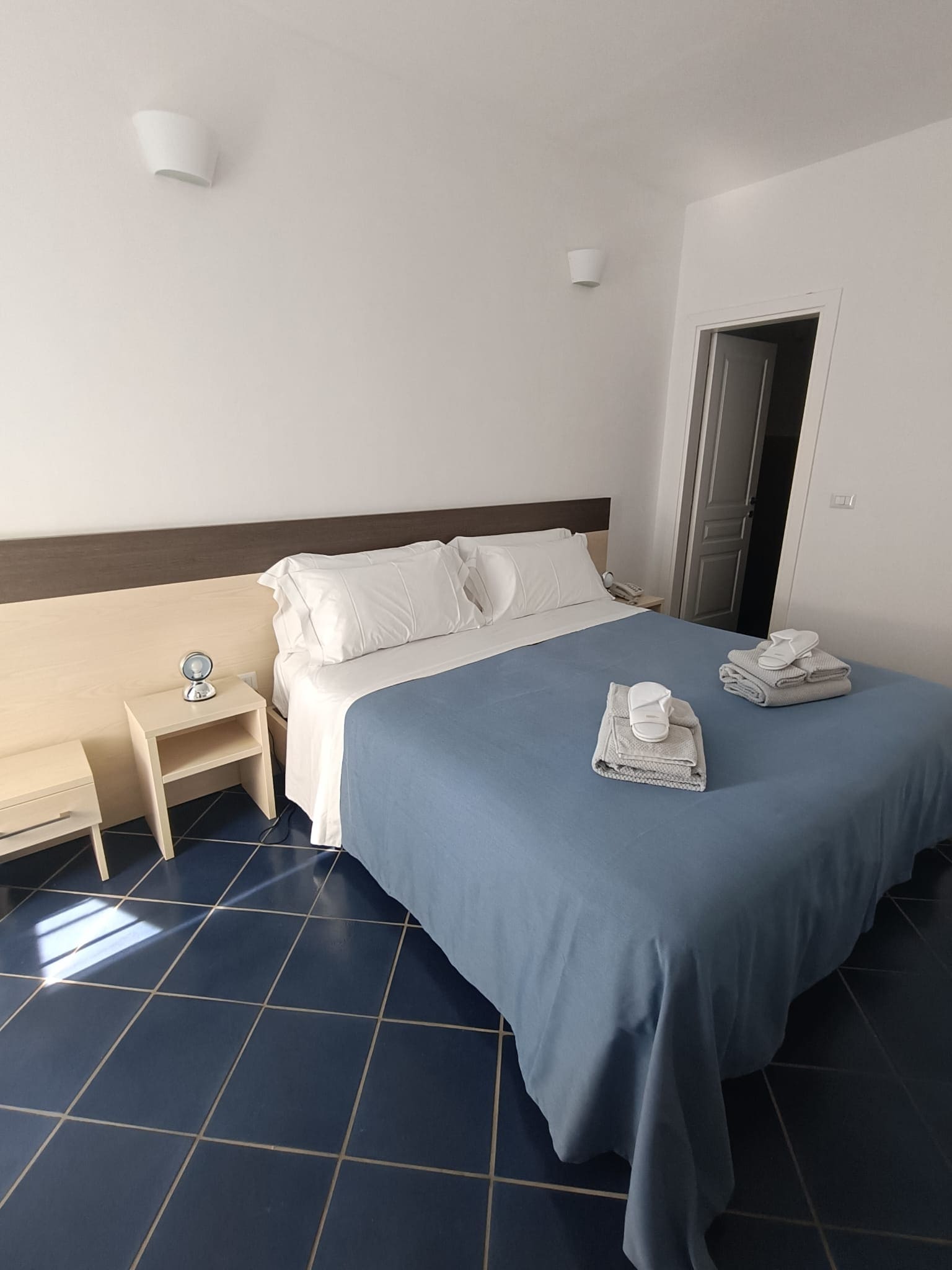 camera 502 letto 5